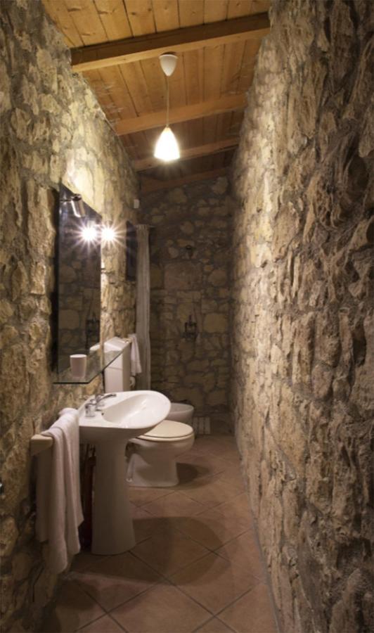 ナルド Trullo In The Woodヴィラ エクステリア 写真
